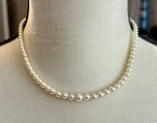 DAMAGED Vintage 14k White Gold Graduating Genuine Pearl Single Strand Necklace