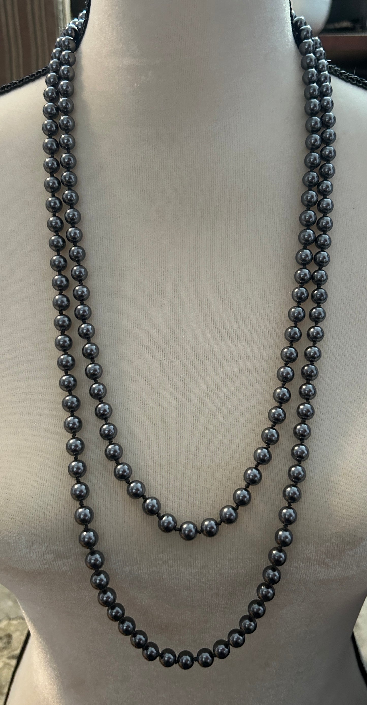 Vintage  RMN Roman Faux Black Pearl Opera Necklace