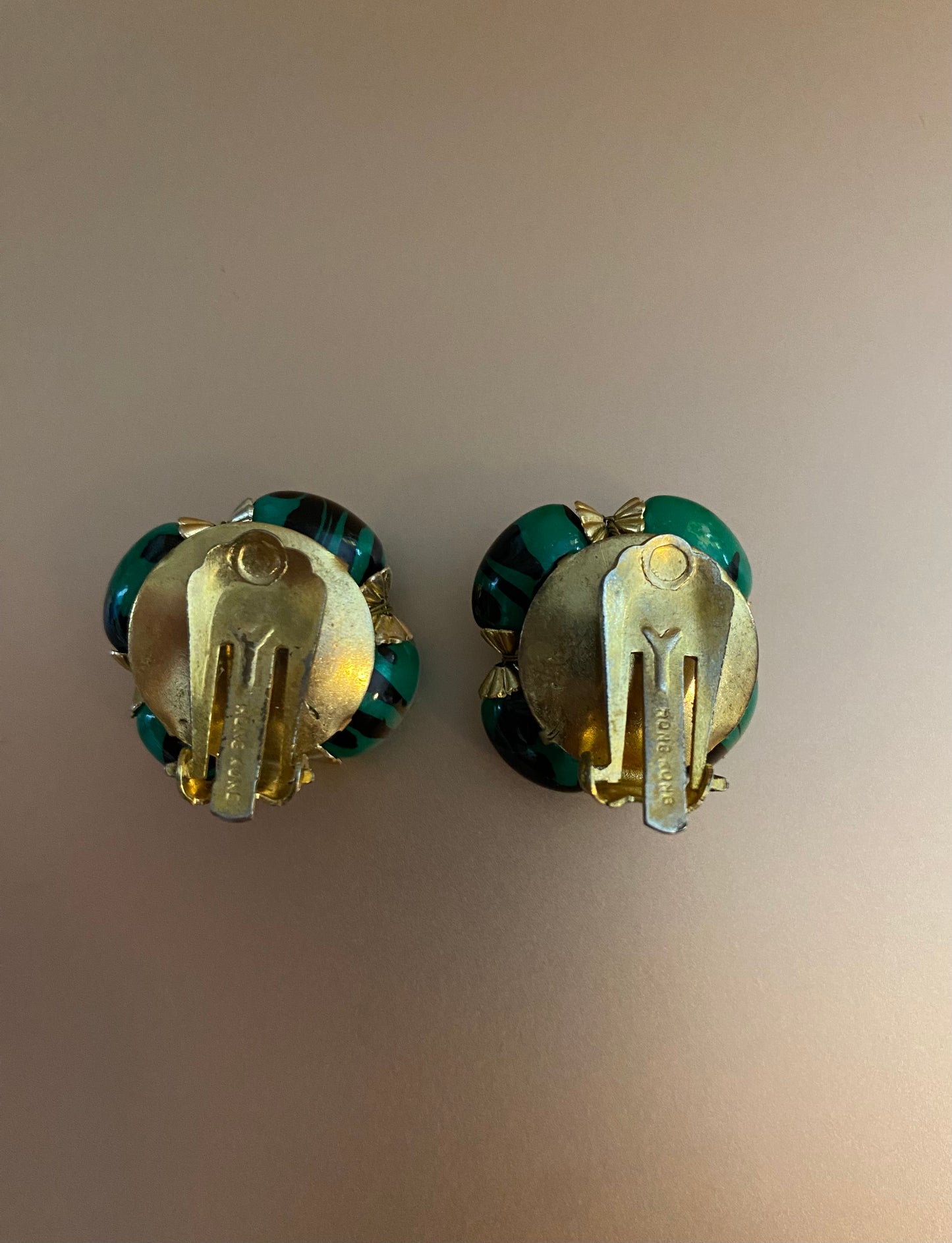 Gold Tone Green And Black Beads Clip On Earrings