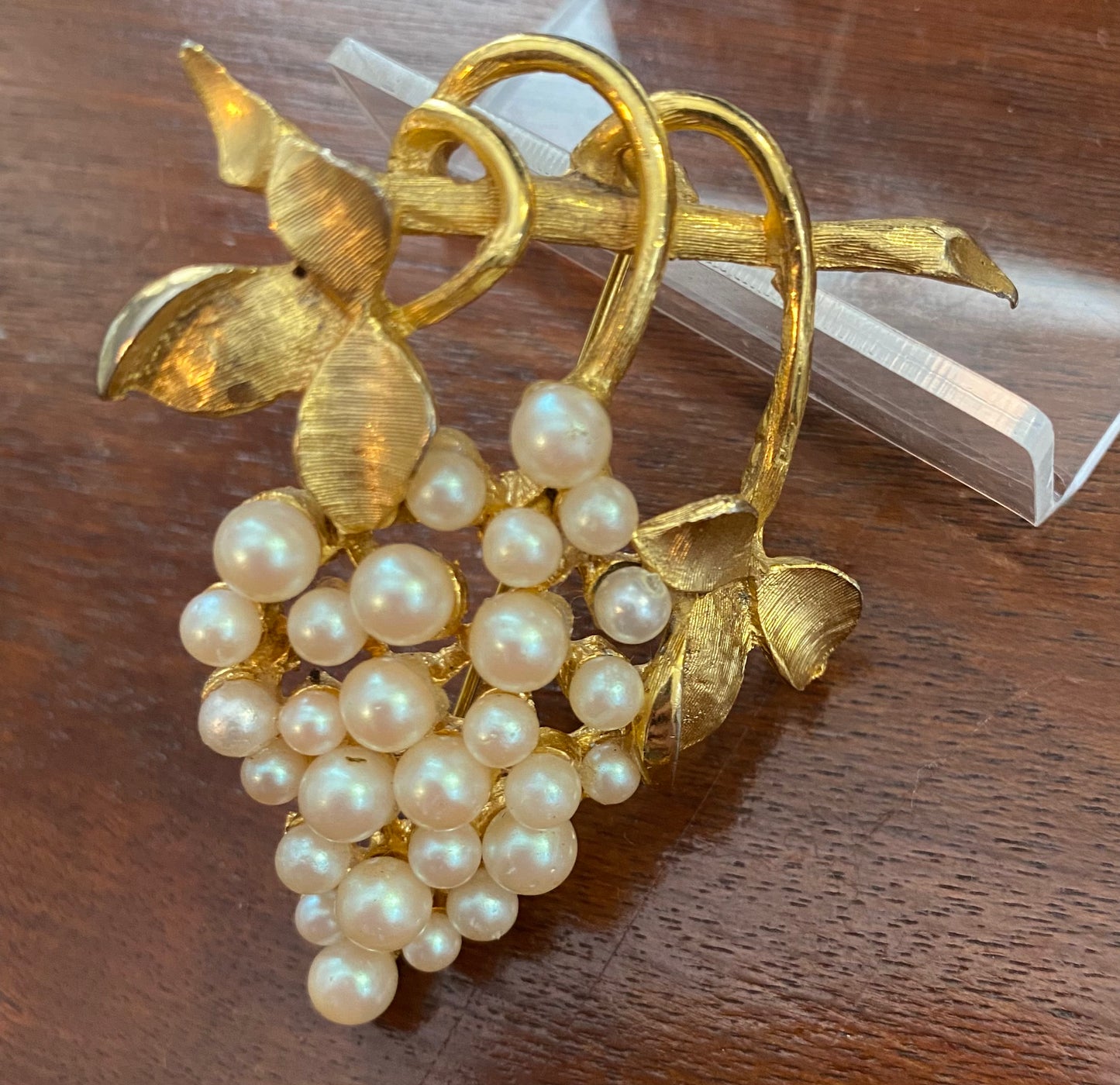 Vintage Brushed Gold Tone Faux Pearl Grape Cluster Brooch Pin