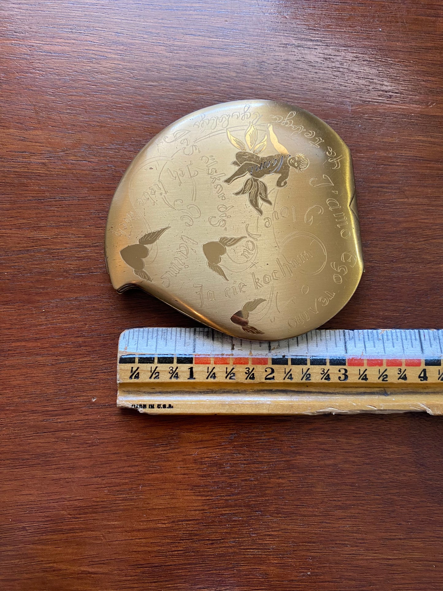 Vintage Gold Tone Elgin American Heart-Shaped Compact I Love You In Various Languages