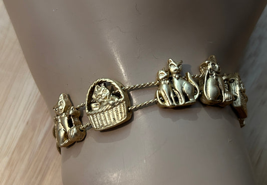 Vintage Gold Tone Tofa Bracelet Kittens Slide Charms