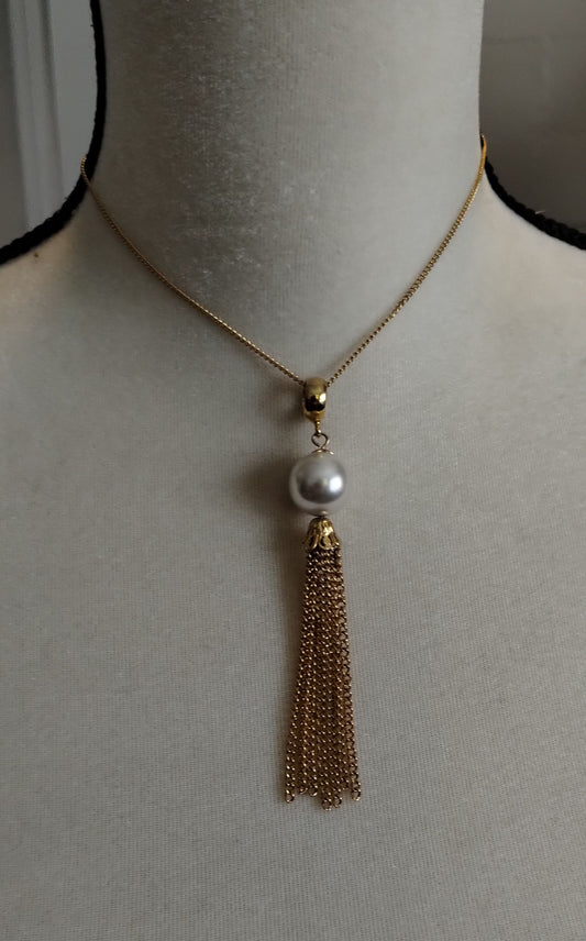 Vintage Gold Tone Tassel Necklace Large Faux Pearl