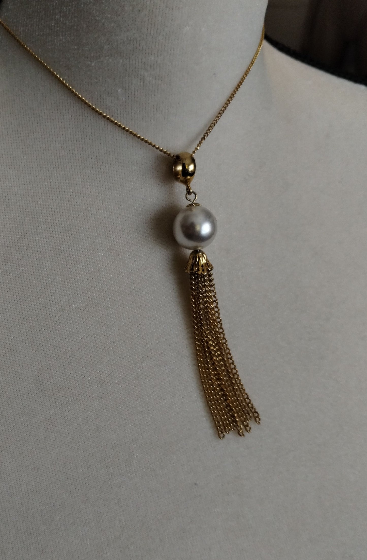 Vintage Gold Tone Tassel Necklace Large Faux Pearl