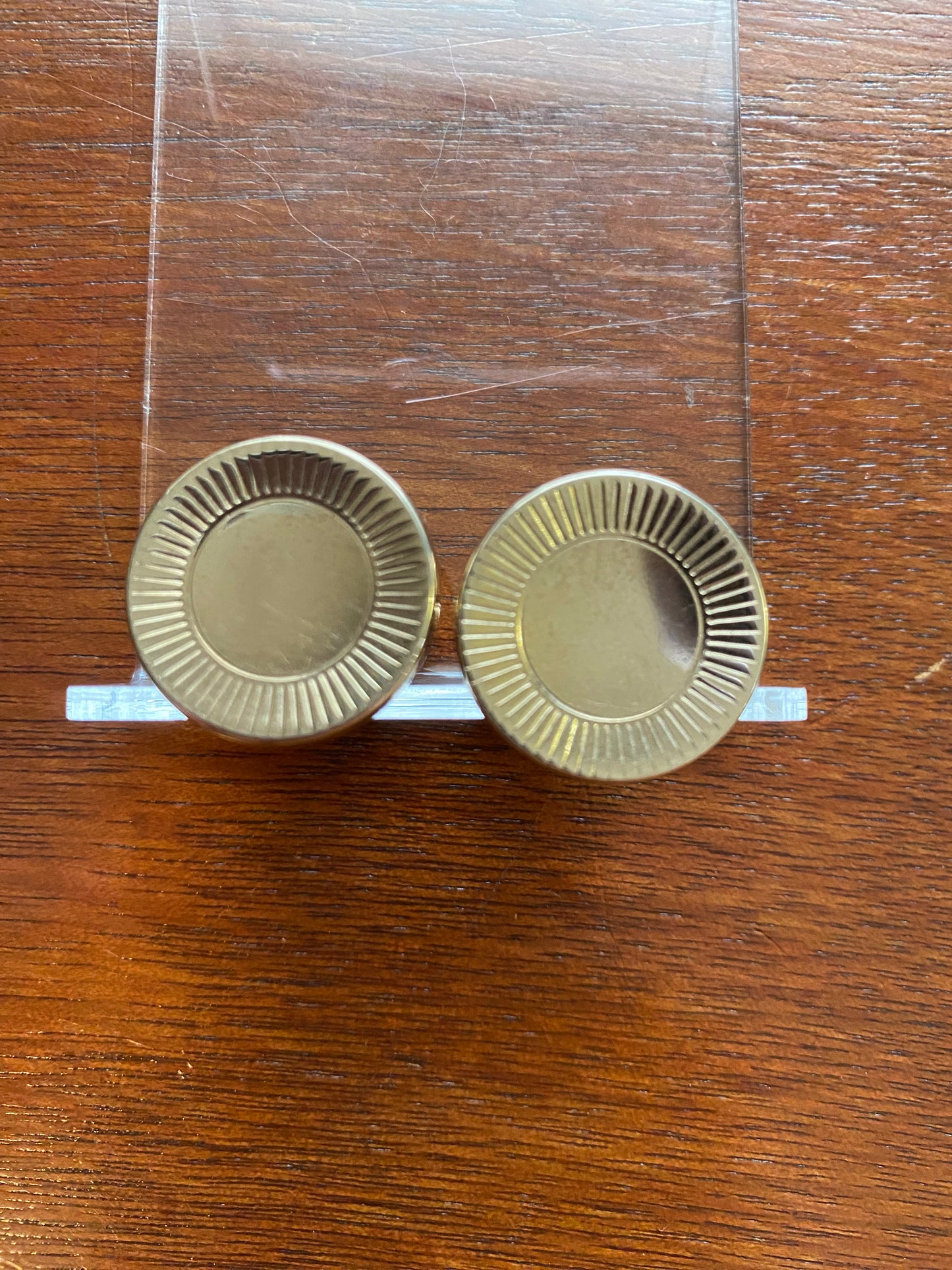 Vintage Gold Tone Ribbed Circle Cufflinks