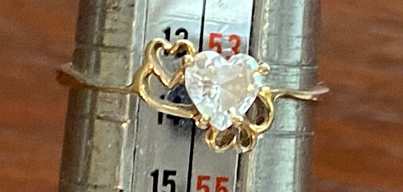 10k Yellow Gold Cut Out Heart CZ Ring Sz 6.5 Cute!