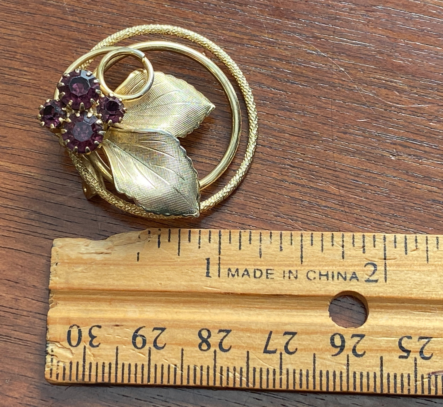 Vintage Gold Tone Purple Rhinestone Leaf Wreath Brooch Pin