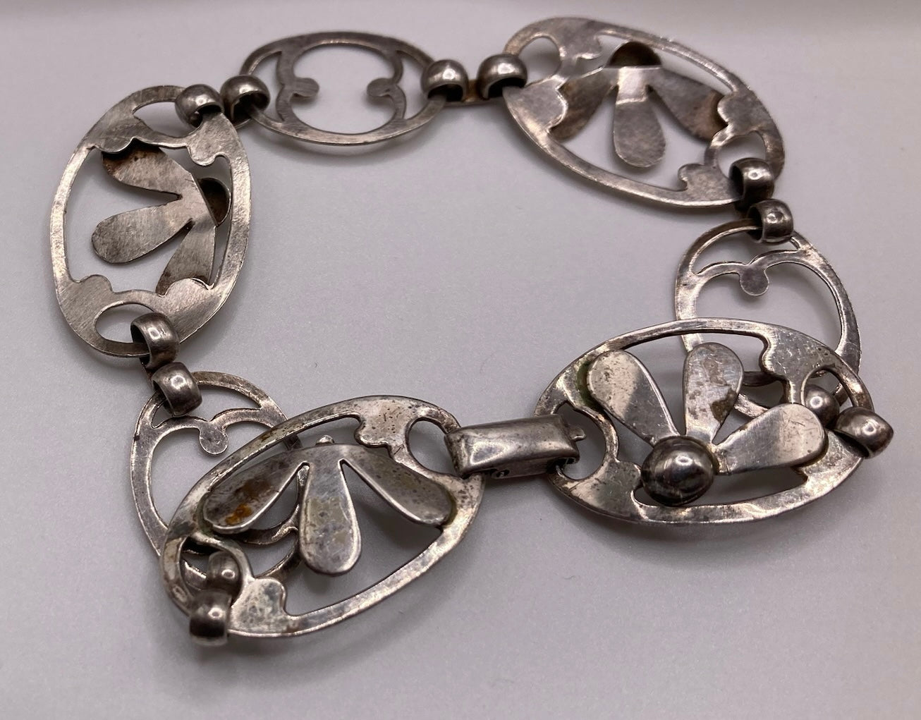 Sterling Silver 925 Flower Cut Out Panel Bracelet Measures 7.25" Long