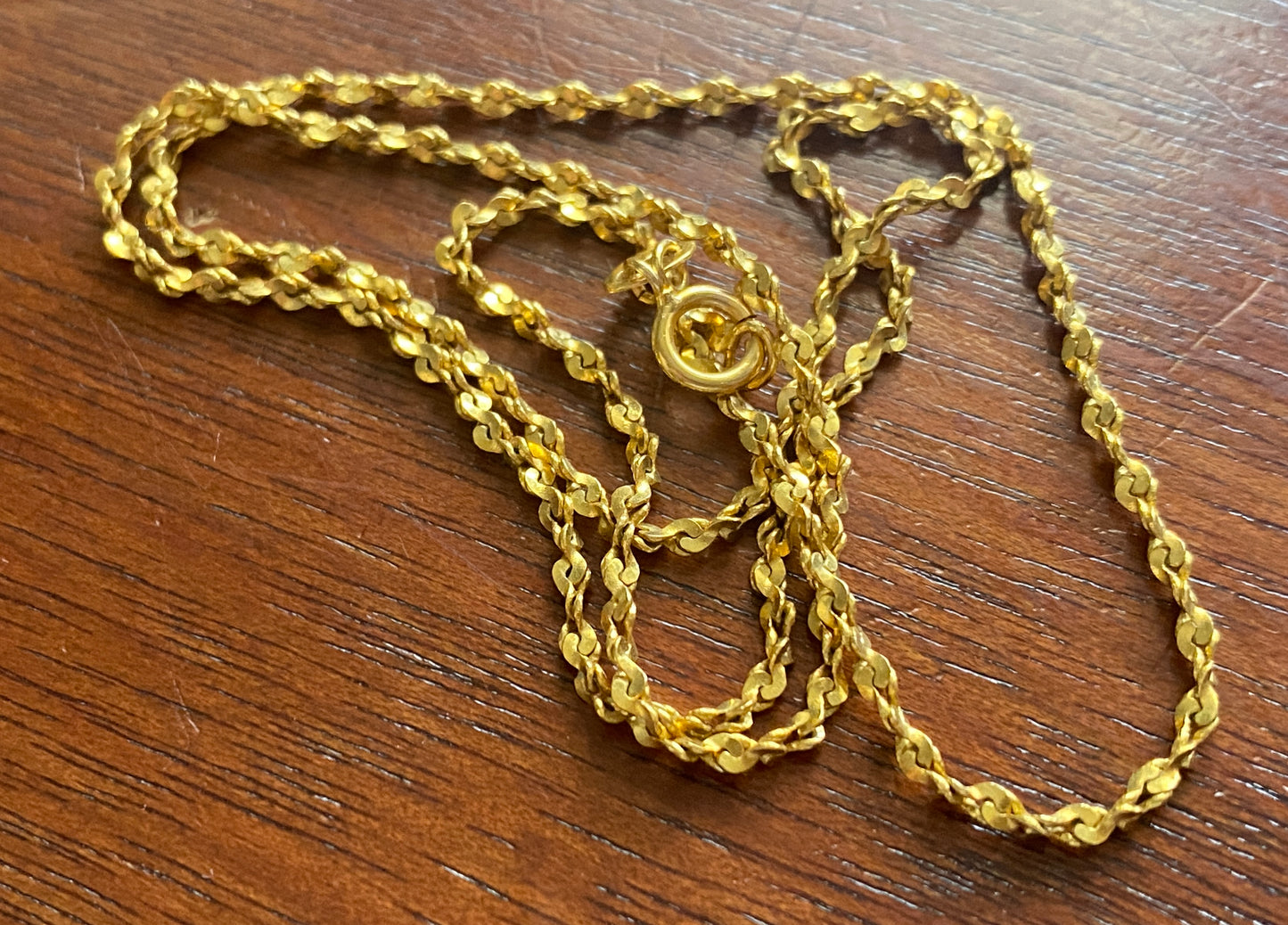 14k Yellow Gold Twist Chain Necklace 16" Long