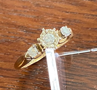 Vintage 14k Yellow Gold 3 Diamond Engagement Ring Sz 5.5