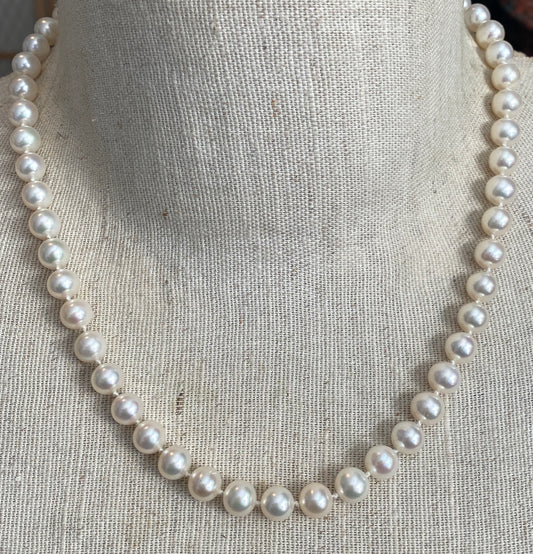 Sterling Silver Clasp 7.5 - 8mm Pearl Single Strand Necklace 19" Long