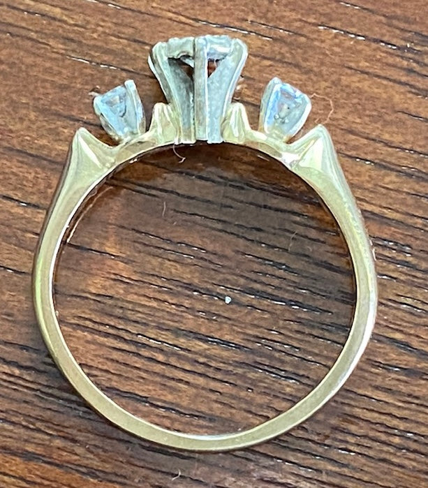 Vintage 14k Yellow Gold 3 Diamond Engagement Ring Sz 5.5