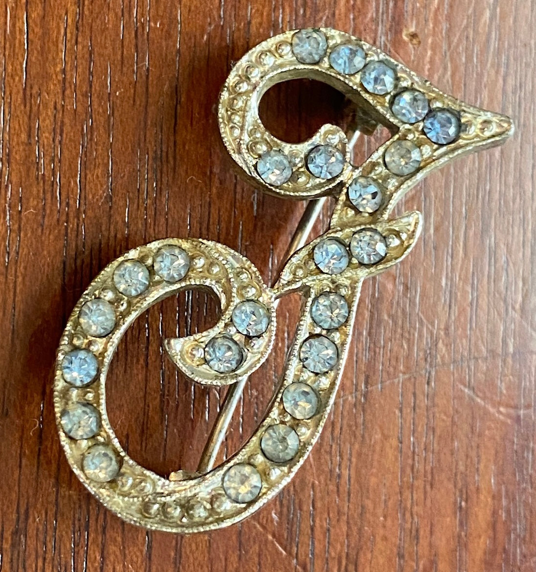 Vintage Silver Tone Pot Metal Blue Rhinestone Cursive F Initial Brooch Pin