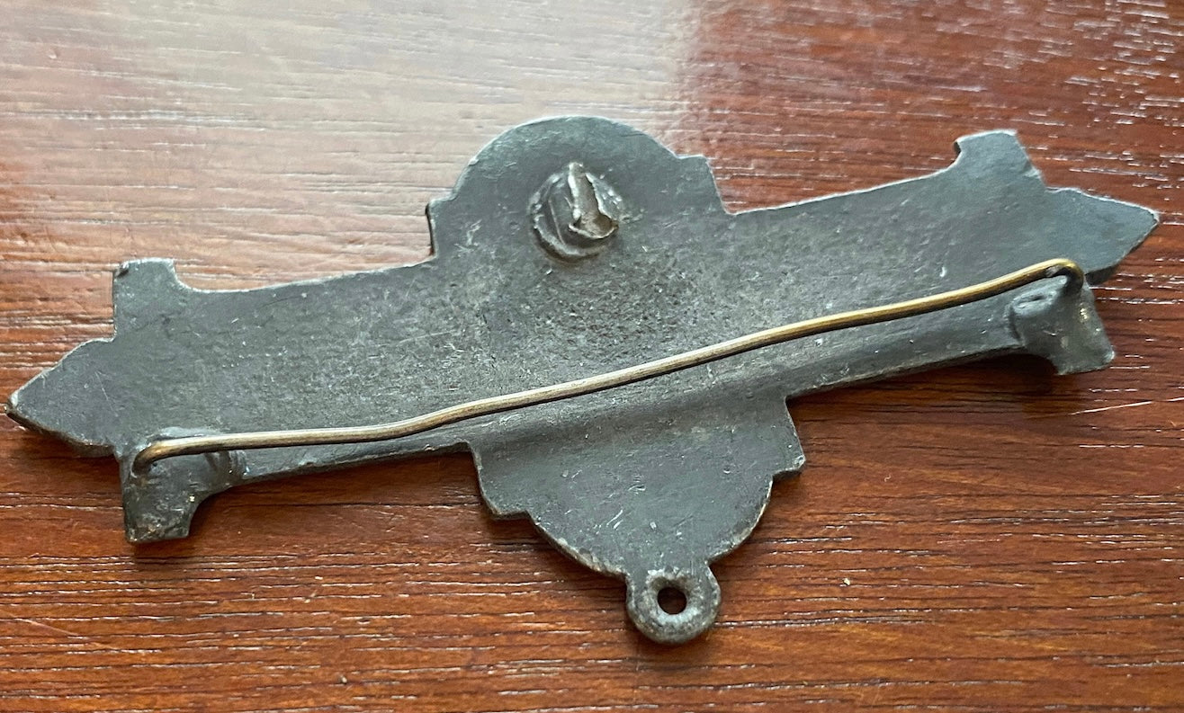 Vintage Antique No 25 Bust Brooch Pin Medal