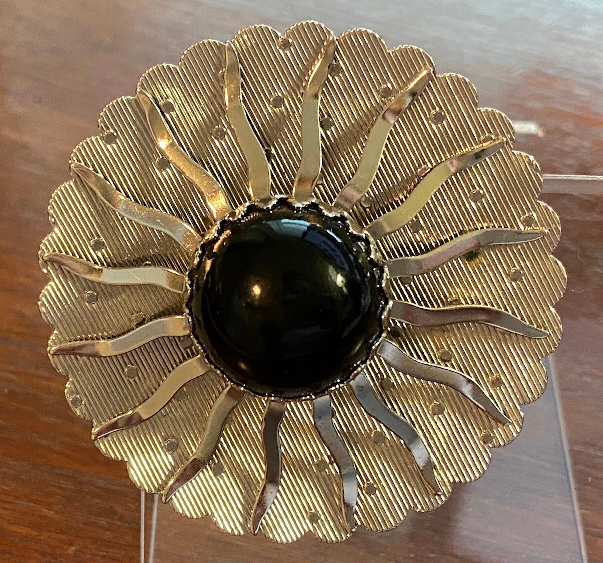 Vintage Sarah Coventry Large Silver Tone Metal Black Cabochon Brooch Pin