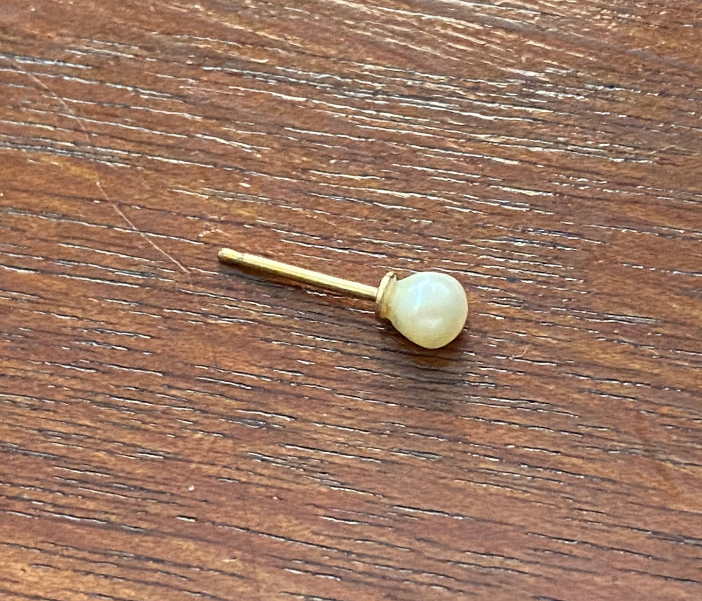 14k Yellow Gold Pearl Stud Earring SINGLE