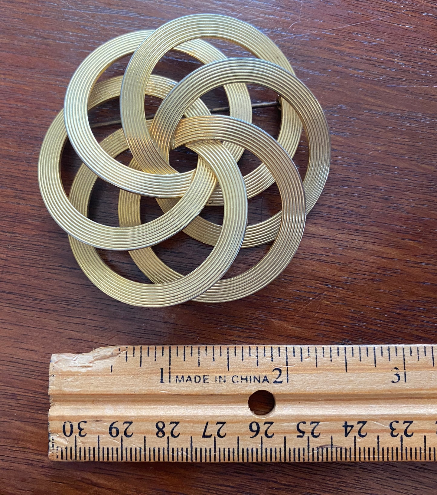 Vintage Gold Tone Large Knot Interwoven Brooch Pin