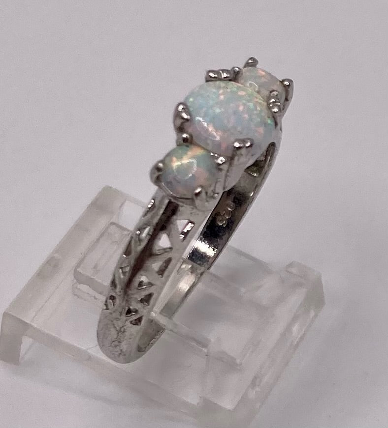 Sterling Silver 925 Simulated Opal Ring Cut out Band Ring Sz 9.5