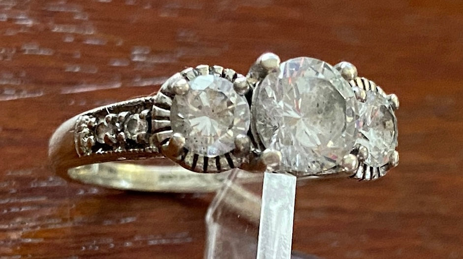 Sterling Silver 925 Cubic Zirconia 3 Stone Ring Sz 6.25