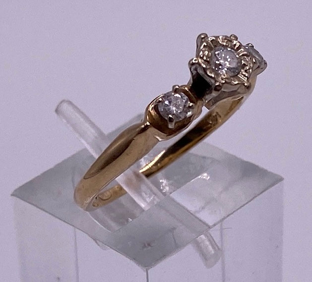 Vintage 14k Yellow Gold 3 Diamond Engagement Ring Sz 5.5