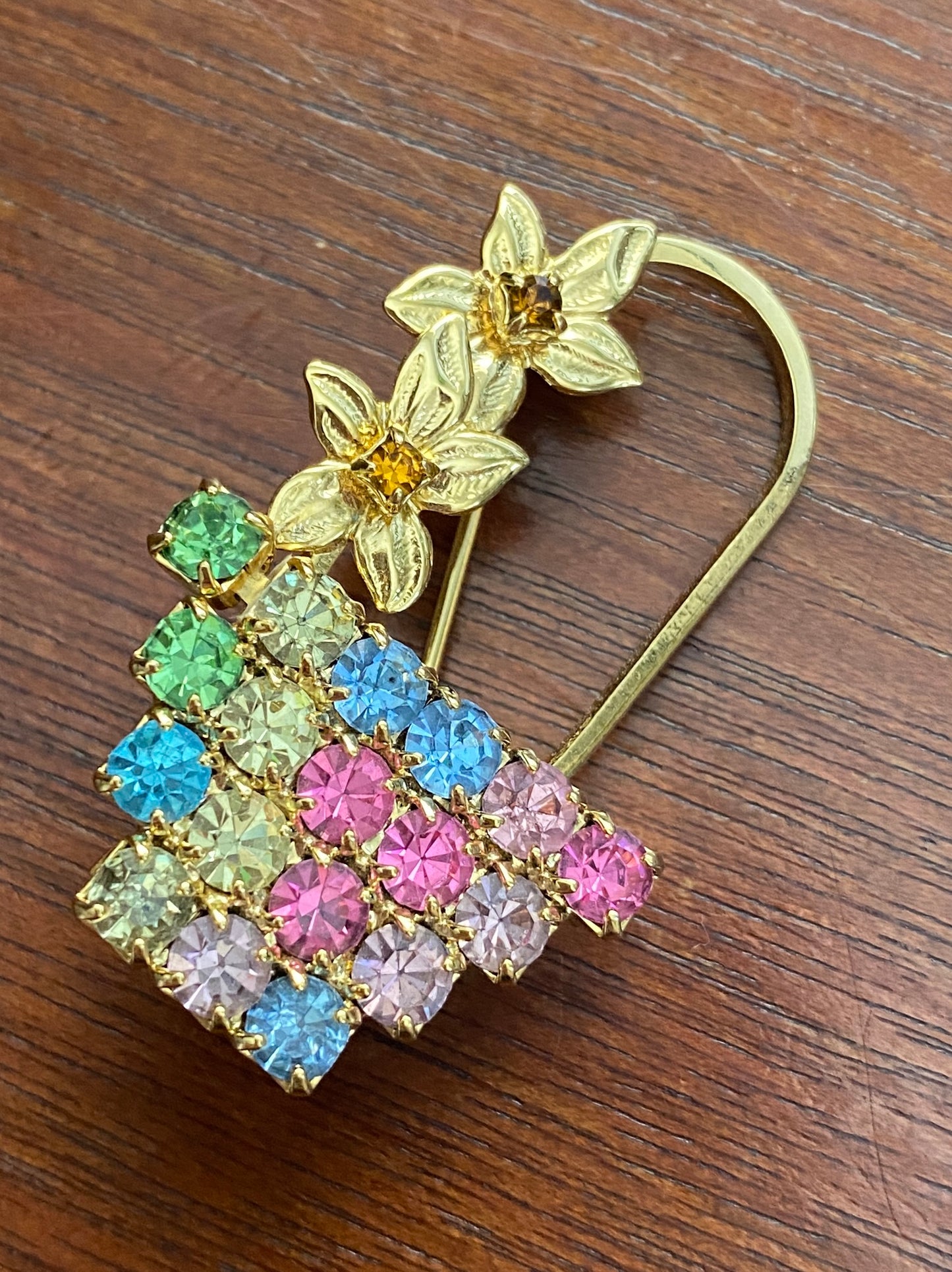 Vintage Pastel Rhinestone Gold Tone Bouquet Basket Flower Brooch Pin