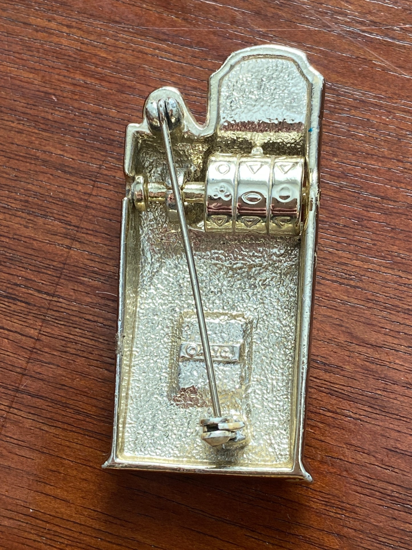 Vintage AJC Gold Tone Red Enamel Slot Machine Brooch Pin