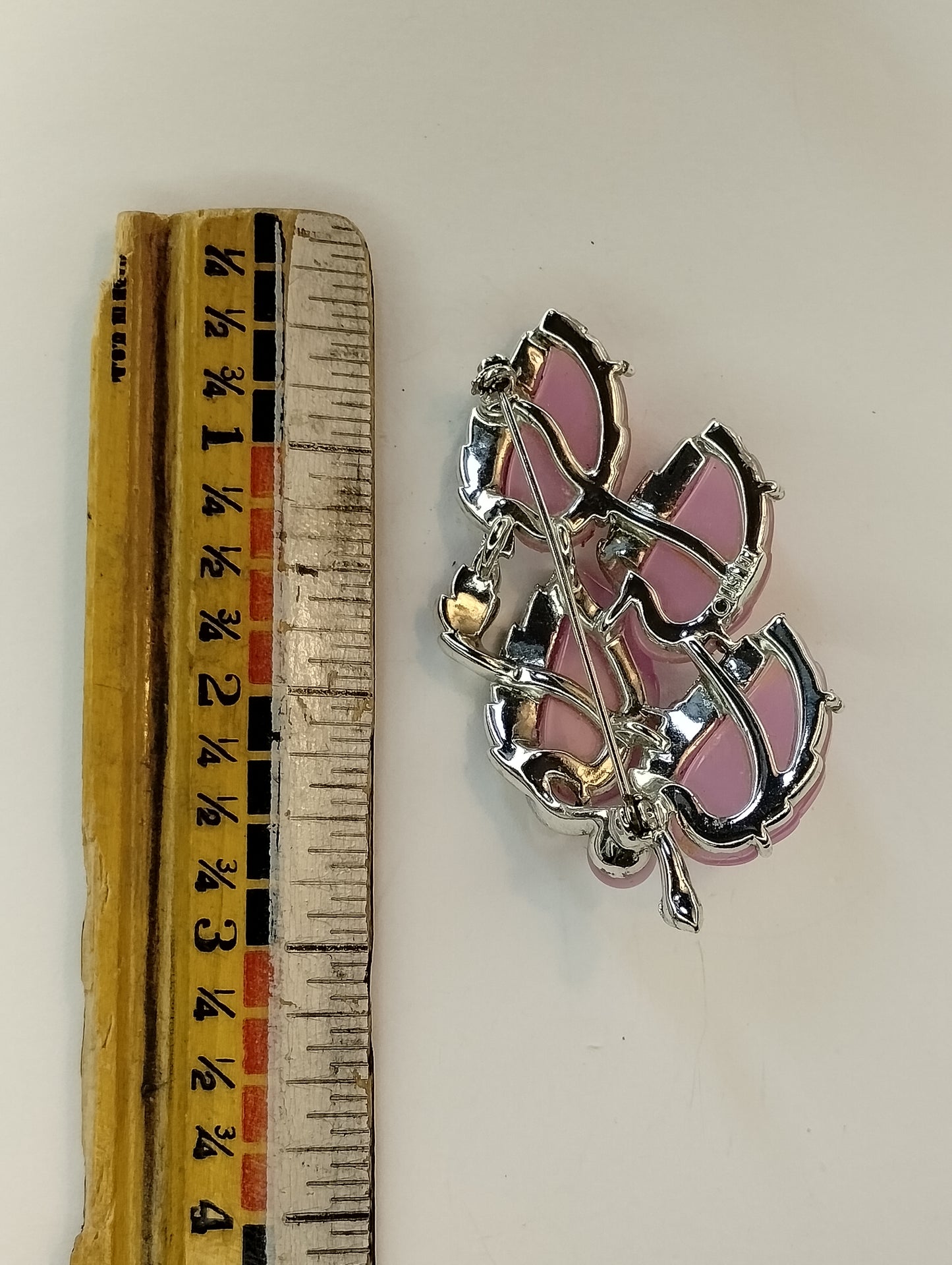 Vintage Signed Lisner Silver Tone Pink Thermoset Flower Leaf Branch Brooch Pin