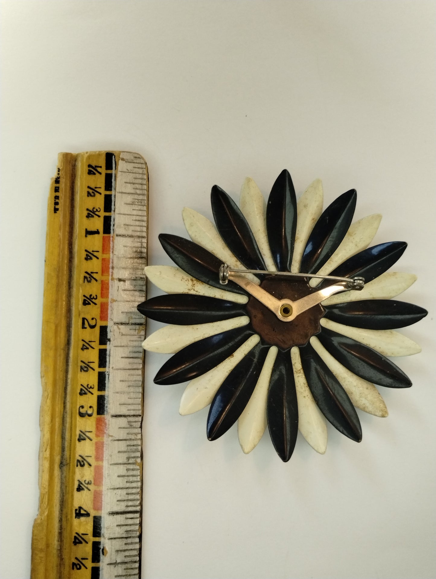 Vintage LARGE Black White Enamel Mod Flower Brooch Pin