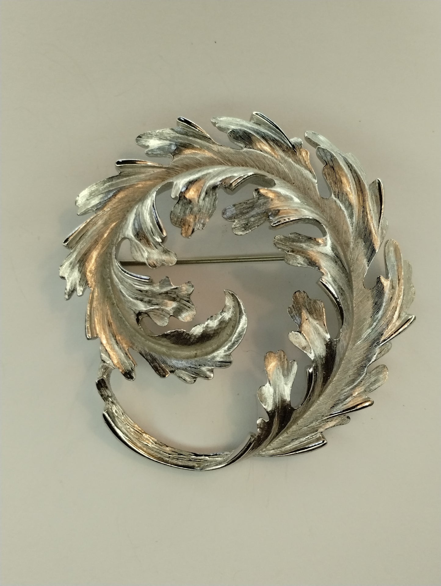 Signed Monet Vintage Silver Tone LARGE Swirl Leaf Branch Brooch Pin