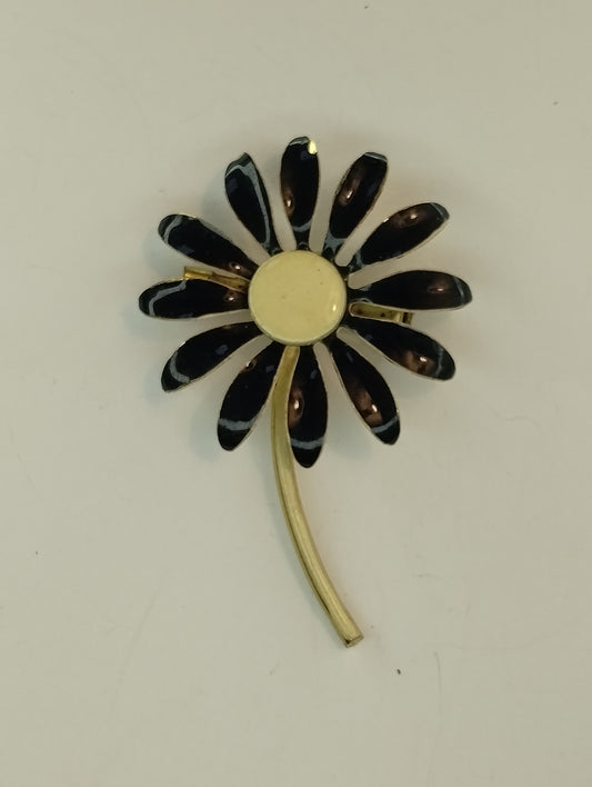 Vintage Black White Ivory Flower Brooch Pin Hippie