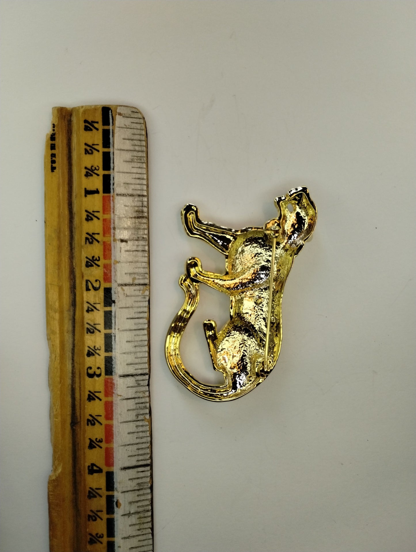 Vintage Gold Tone Rhinestone Green Eyes Cheetah Panther Cougar Brooch Pin