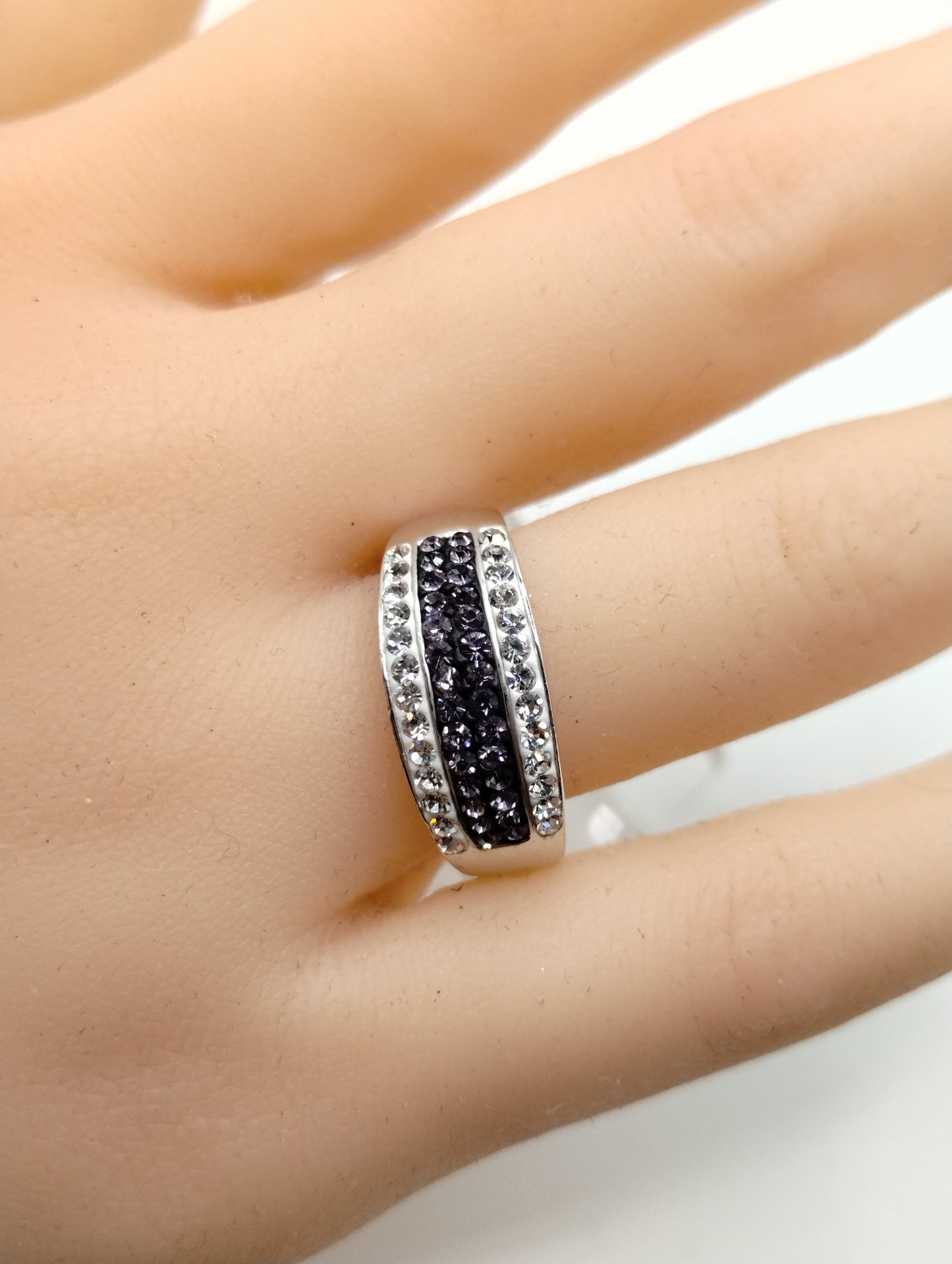 Set of 2 Silver Tone Black Purple CZ Pave Cocktail Fashion Band Ring Sz 8
