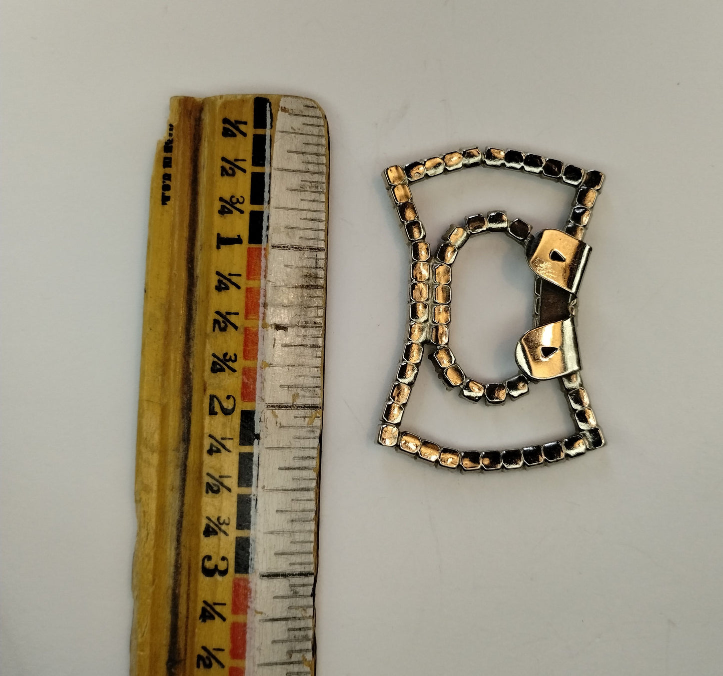 SINGLE Vintage Silver Tone Rhinestone Open Work Shoe Dress Clip