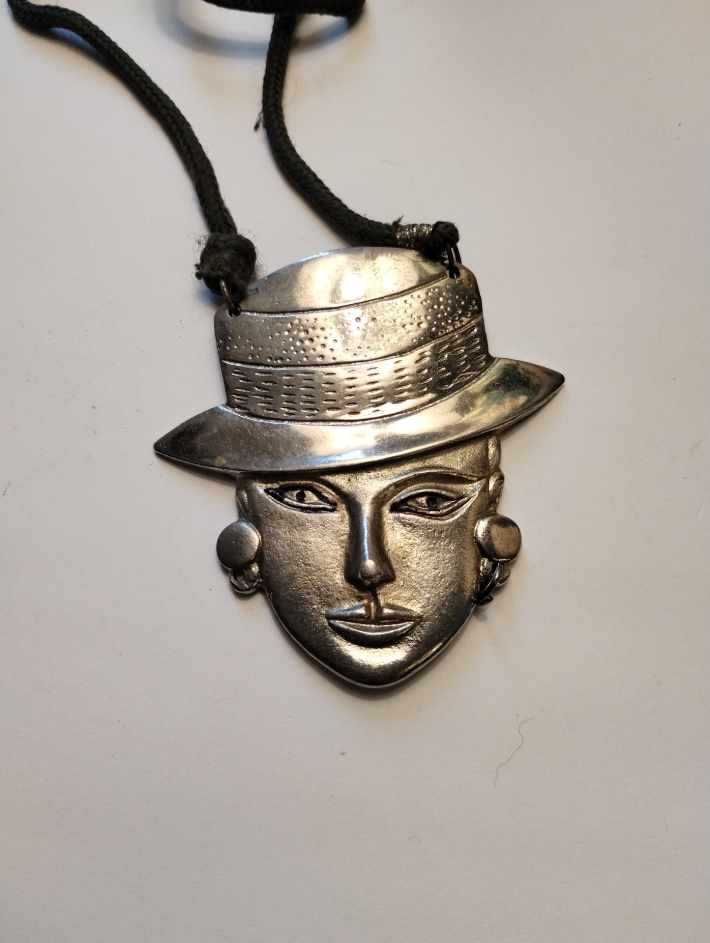 Vintage Silver Tone Lady or Boy George in Hat Pendant Necklace Broken