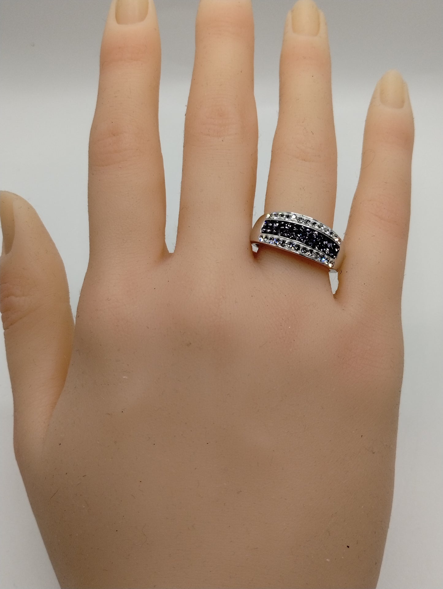 Set of 2 Silver Tone Black Purple CZ Pave Cocktail Fashion Band Ring Sz 8