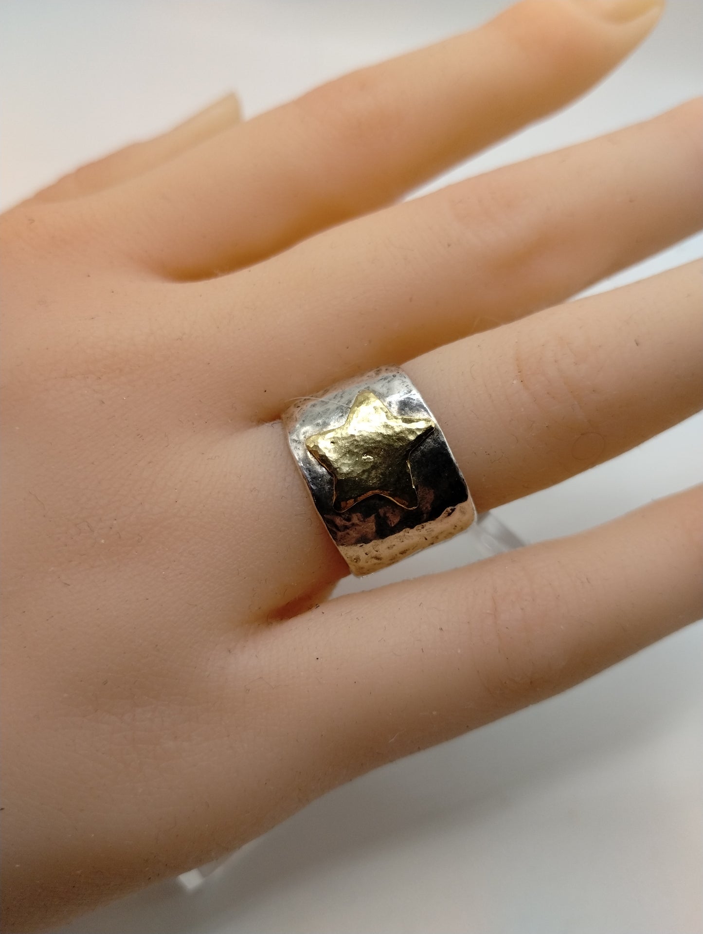 Designer Signed Silpada Sterling Silver 925 Gold Hammered Star Band Ring Sz 6.25
