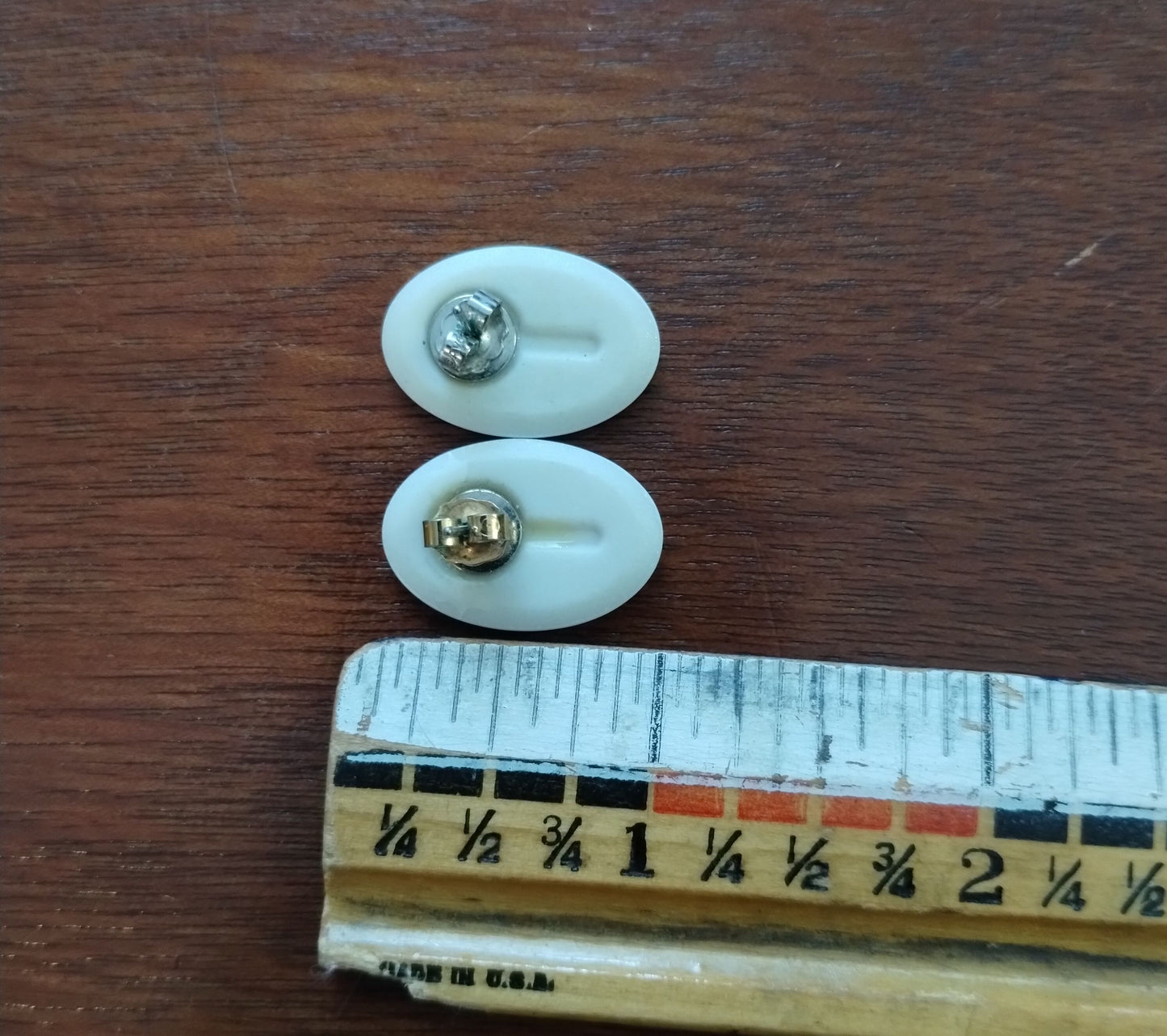 Vintage Avon Oval White Porcelain Gold Tone Shamrock Earrings