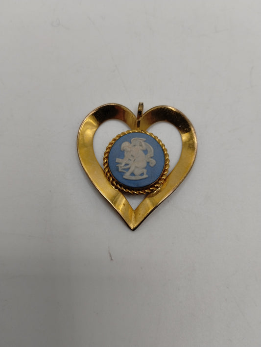 Vintage Wedgwood Blue Jasperware Heart Shaped Necklace Pendant England Gold Tone