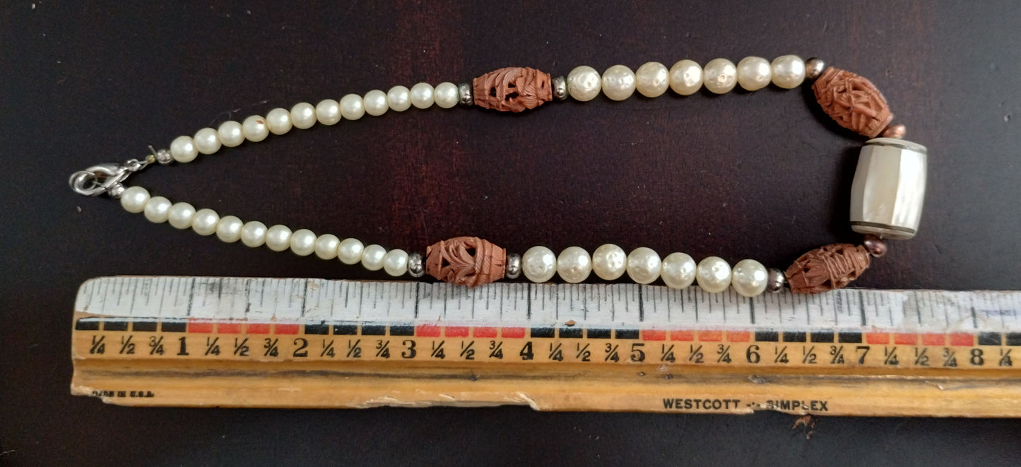 Vintage Carved Bead Faux Pearl MOP Mother of Pearl Necklace