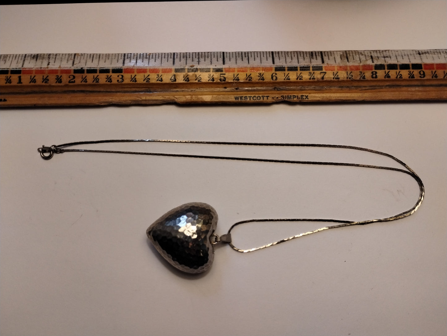 Vintage Silver Tone Chain Necklace w Hammered Puffy Heart Slide Pendant