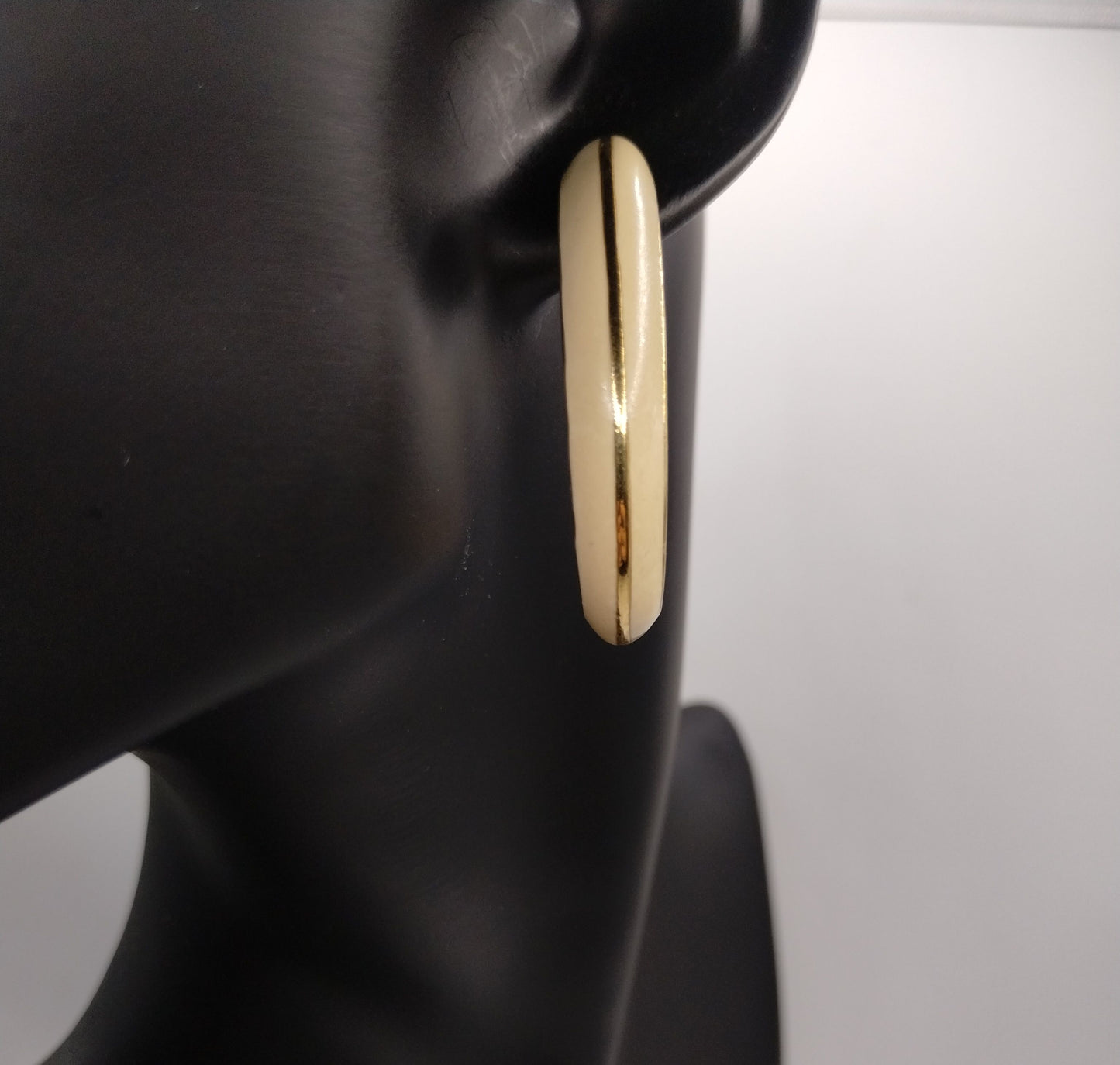 Vintage Signed Trifari Large Gold Tone Ivory Cream Enamel Hoop Pierced Earrings