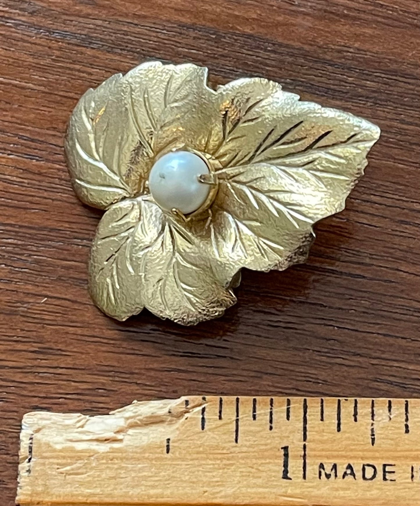 Vintage Gold Tone Metal Faux Pearl Leaf Brooch Pin