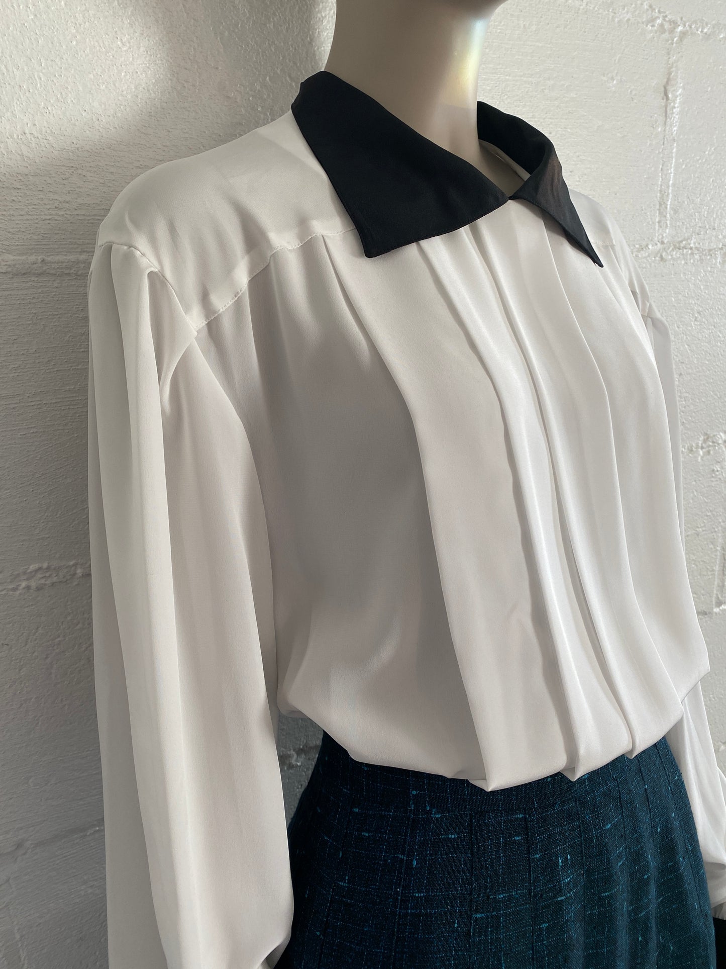 Vintage White Black Collar Pleated Blouse Haberdashery Personal II Secretary