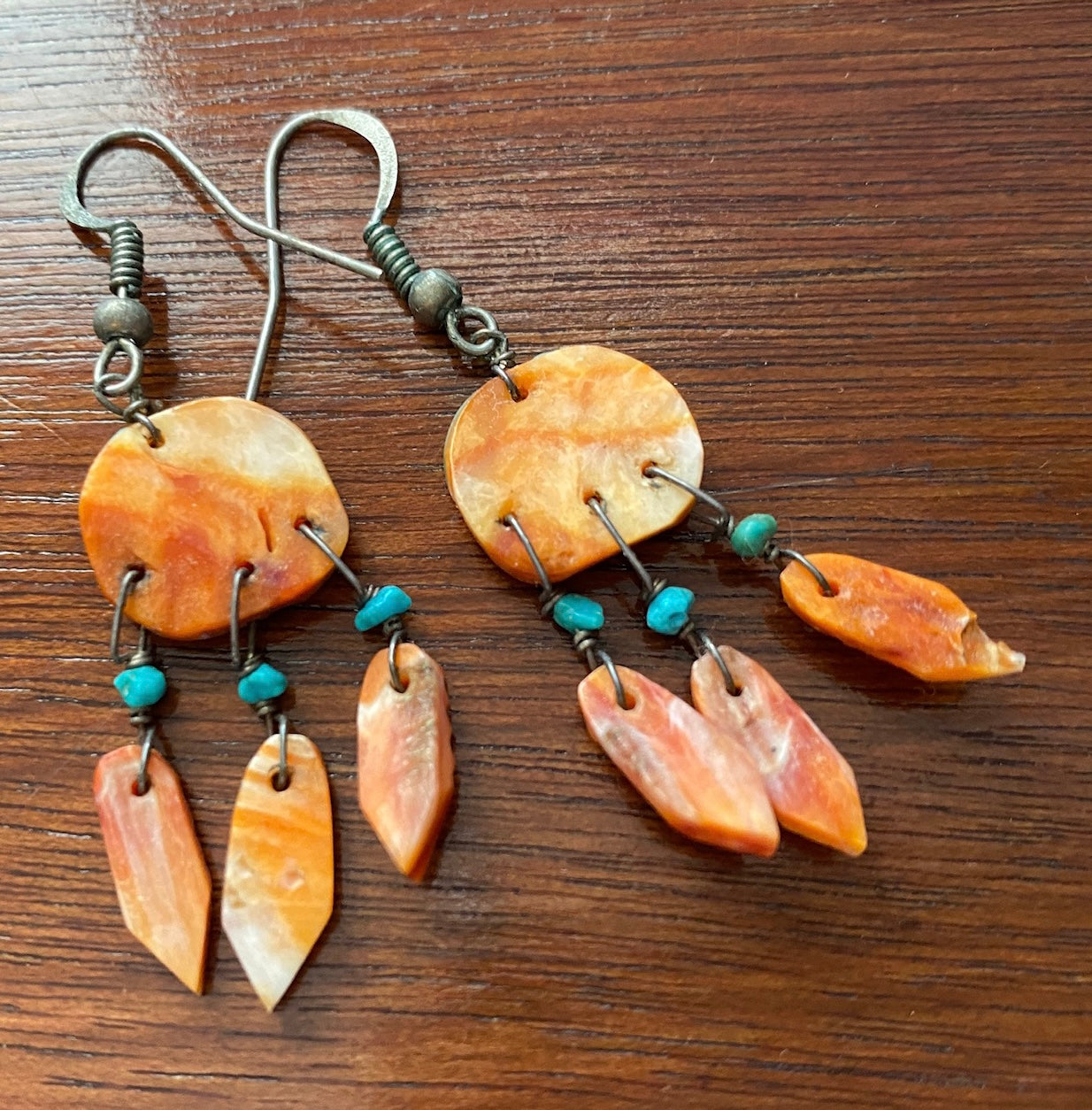 Carved Feather Spiny Oyster Turquoise Drop Dangly Earrings Native American