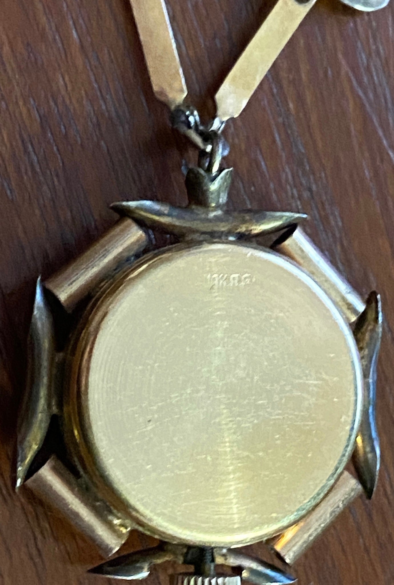 Vintage 10k Rolled Gold Ribbon Brooch Watch