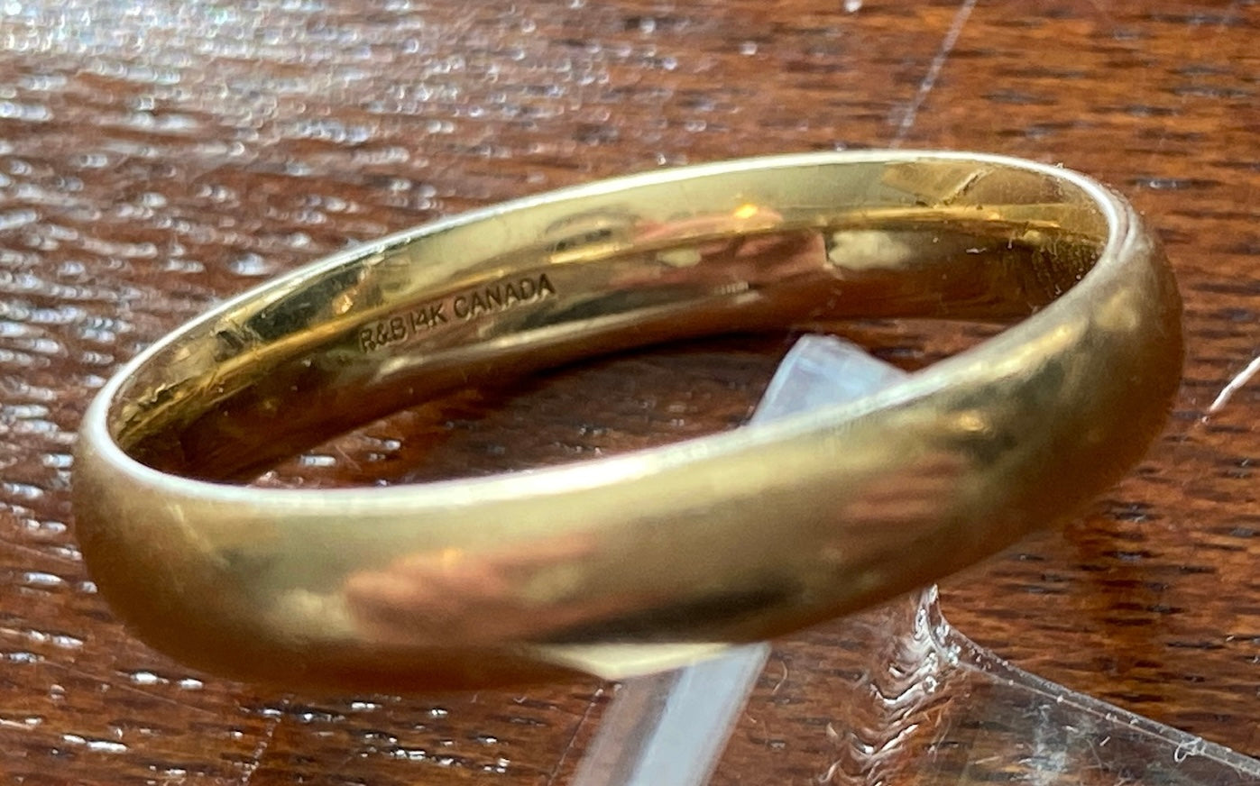 14k Yellow Gold Wedding Band Ring Sz 9.75 Signed R&B Canada