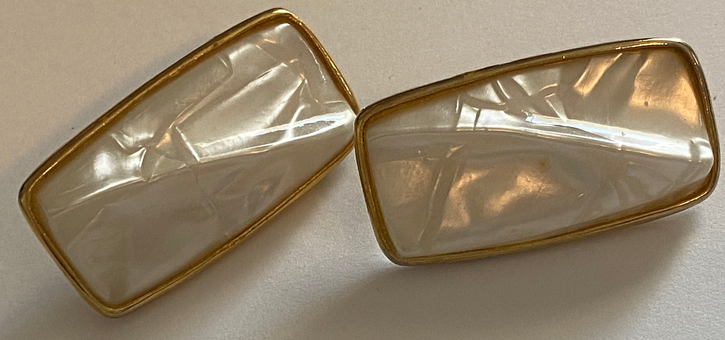 Vintage Faux Pearl Pearlescent Gold Tone Pierced Earrings