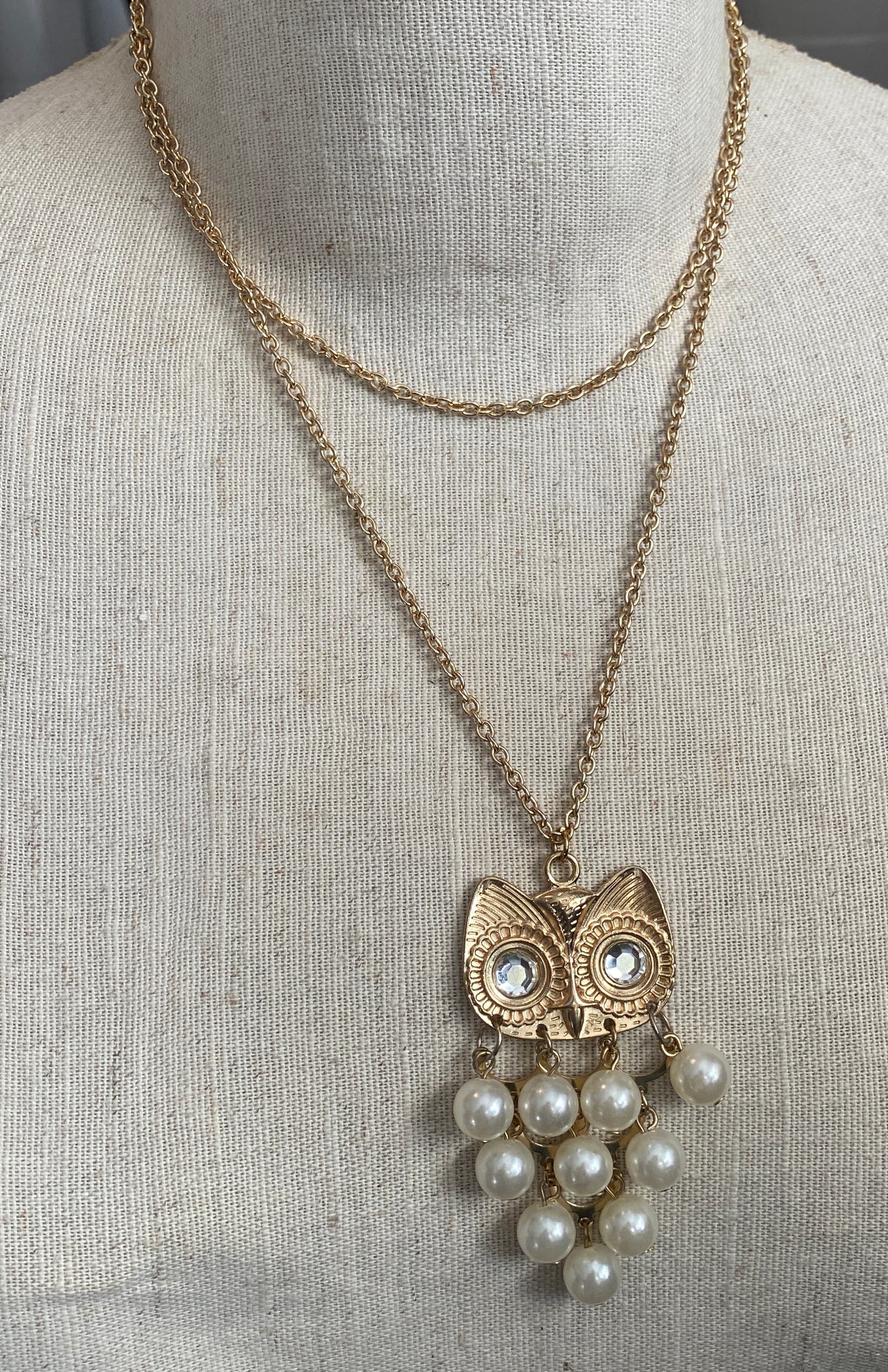 Vintage Gold Tone Chain Link Owl Faux Pearl Rhinestone Pendant Necklace