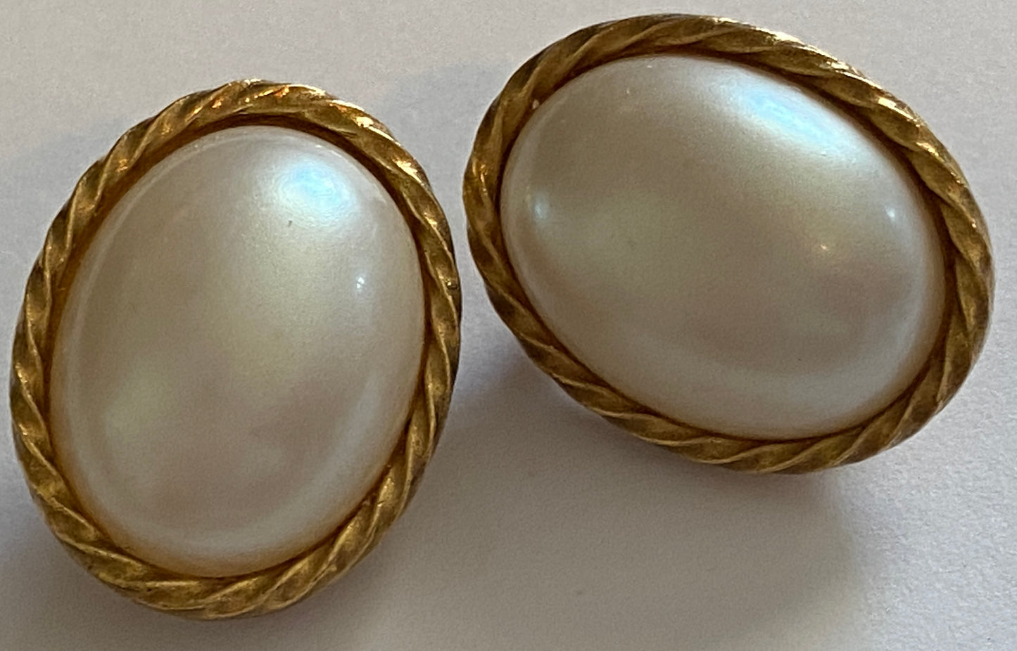 Vintage Richelieu Faux Pearl Cabochon Gold Tone Clip on Earrings