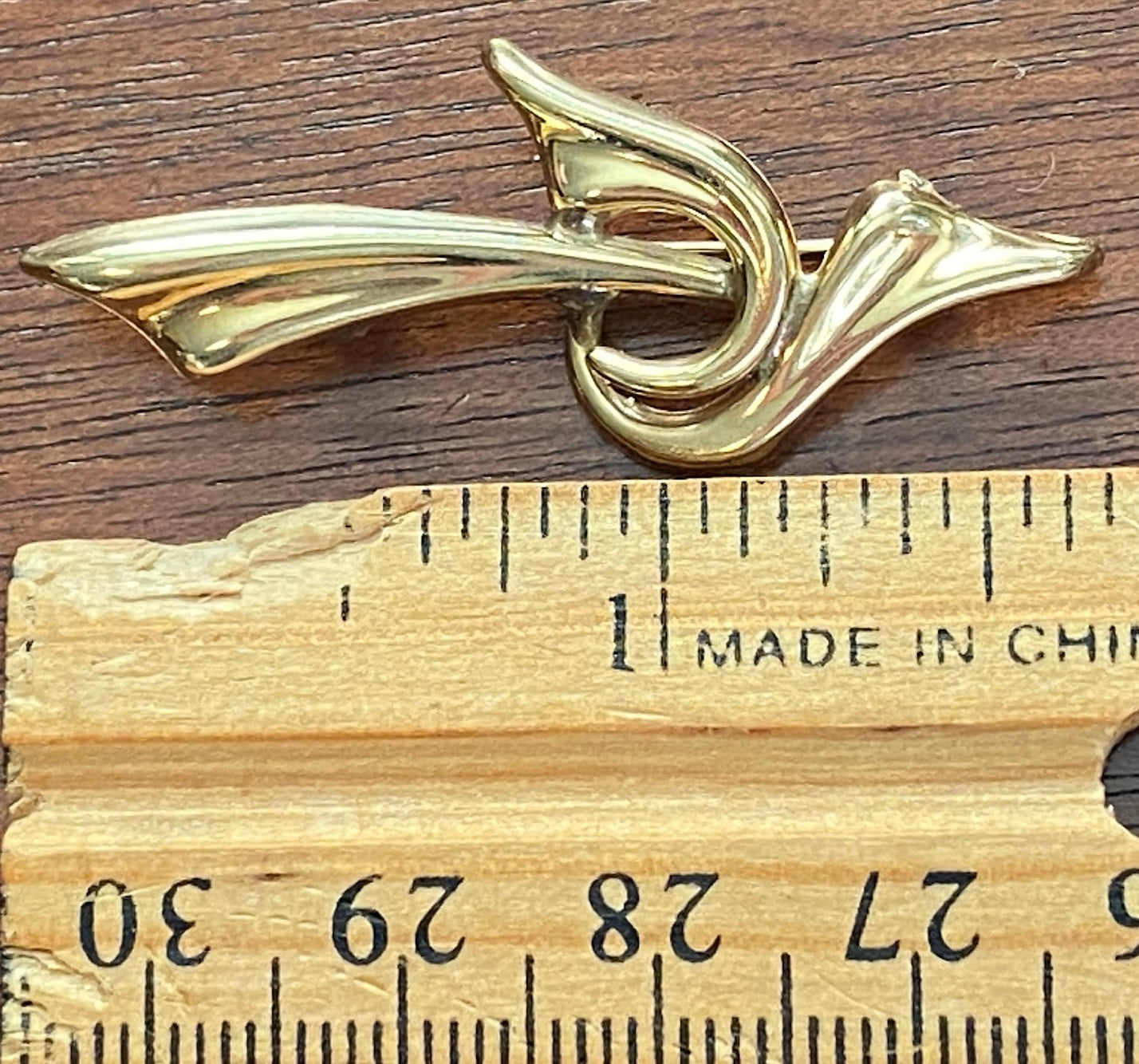 Vintage 14k Yellow Gold Brooch Pin